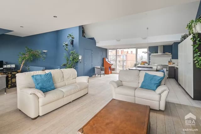 Duplex penthouse met 4 slaapkamers te huur in Etterbeek